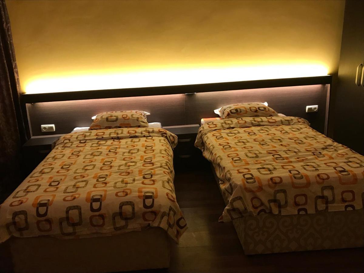 普列文Център公寓 外观 照片